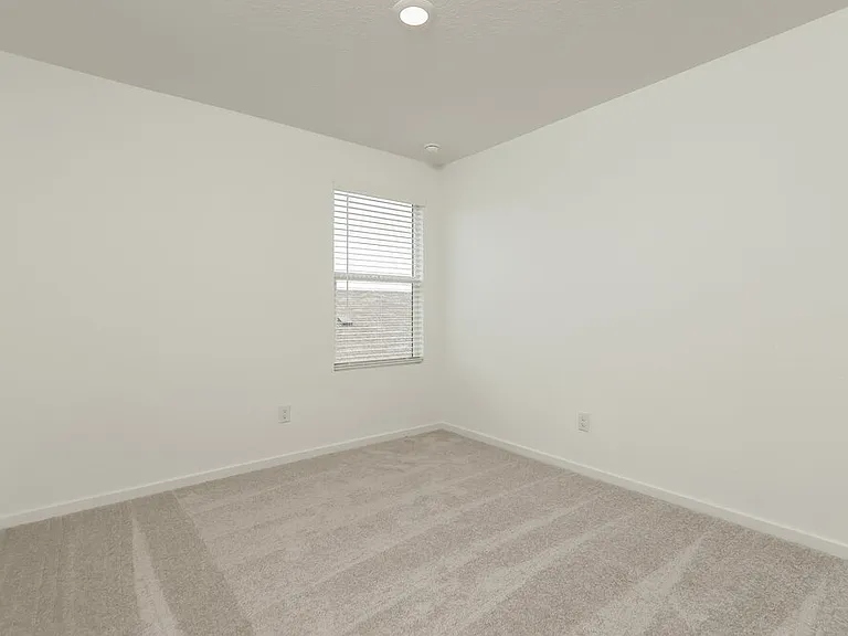 11710 California Rose — Photo 11