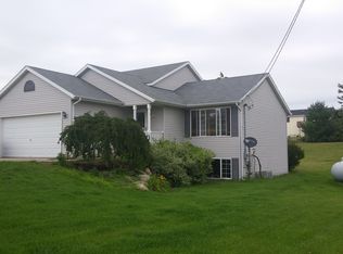 11066 Station Rd, Greenville, MI 48838
