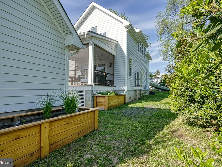 101 Tilghman St — Photo 46