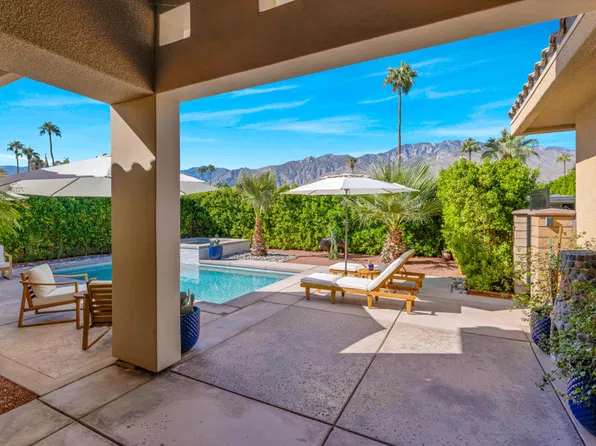 742 S Mountain View Dr, Palm Springs, CA 92264