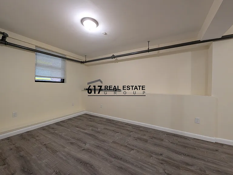 1315-B3 Commonwealth Ave — Photo 4