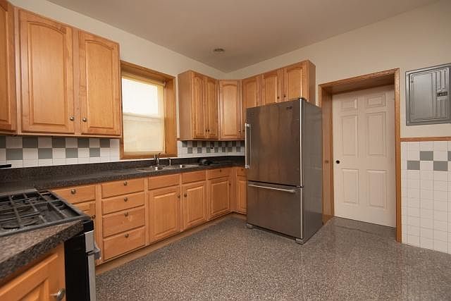 1st image of 4814 N Ashland Ave #1