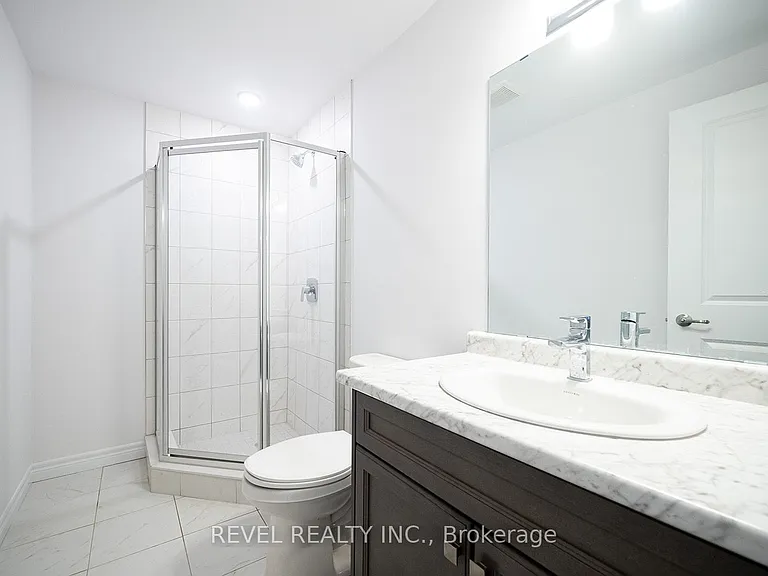 31 Mair Ave #LOWER — Photo 12