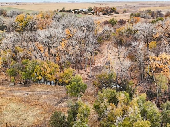 825 2400th Rd, Jennings, KS 67643