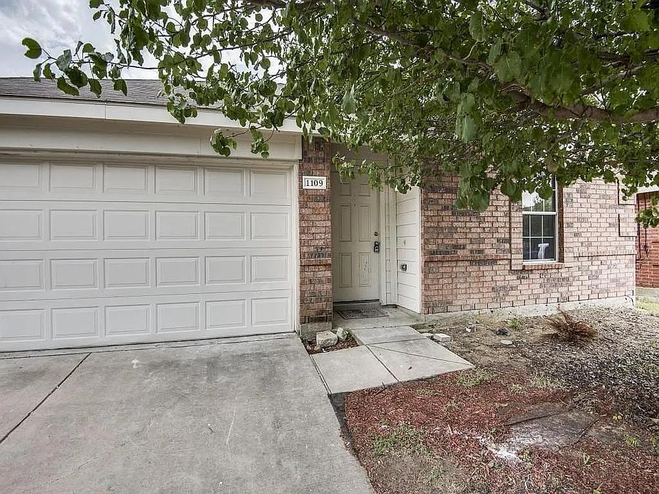 1st image of 1109 Grace Dr