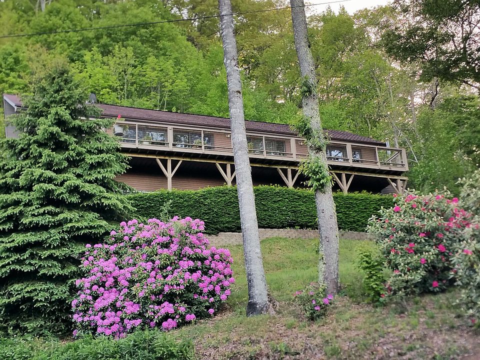 233 Dulcimer Lane