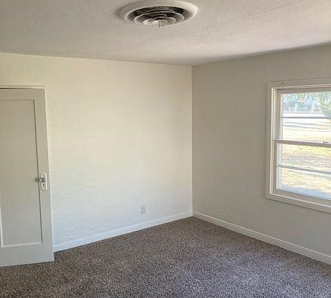 3rd image of 1342 Hillside Dr