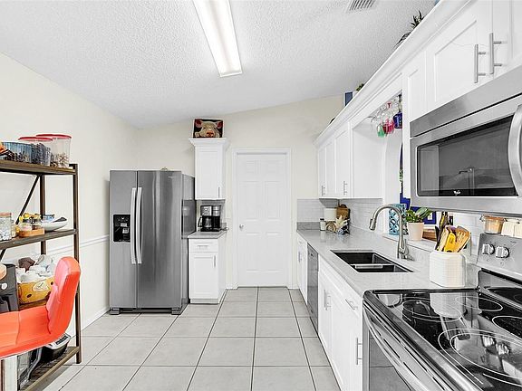 5th image of 4441 Stonemeadow Dr