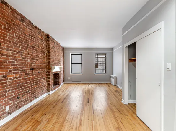 322 East 61st Street image 1 of 4