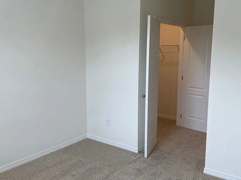 1249 Yellow Finch Dr — Photo 23