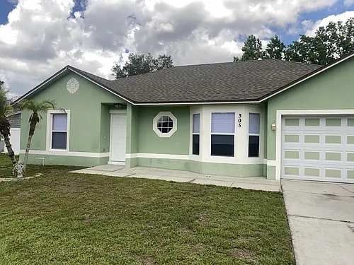 305 Chiquita Ct Photo 1