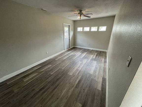 4th image of 7008 Aspen Ave