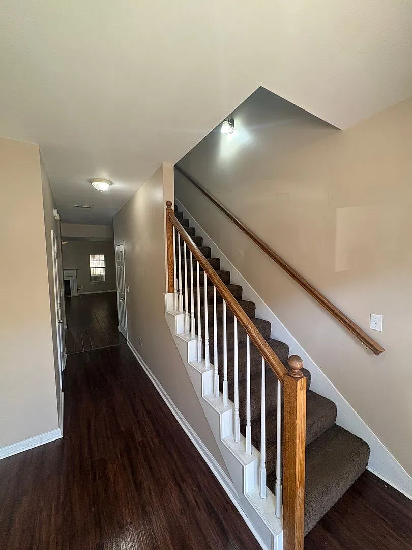 For Rent — Photo 2