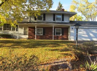 11 Battle Creek Ct, Saint Paul, MN 55119