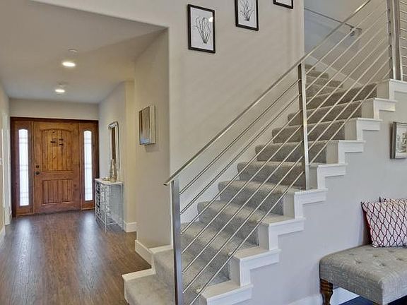 4th image of 343 N Murphy Ave