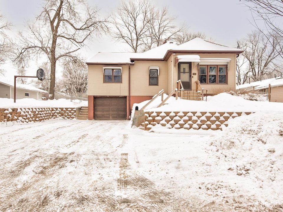 1st image of 708 N 9th St