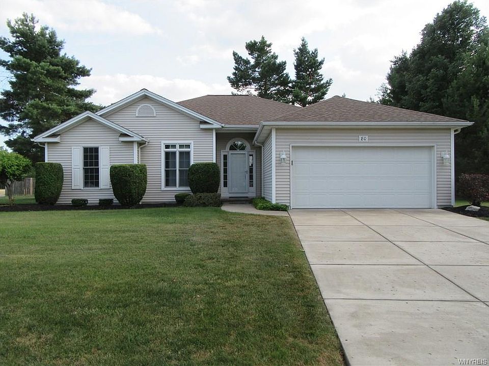 1st image of 80 Blacksmith Dr