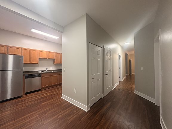 5th image of 2258-2274 S Allis St #78bcd4b7d