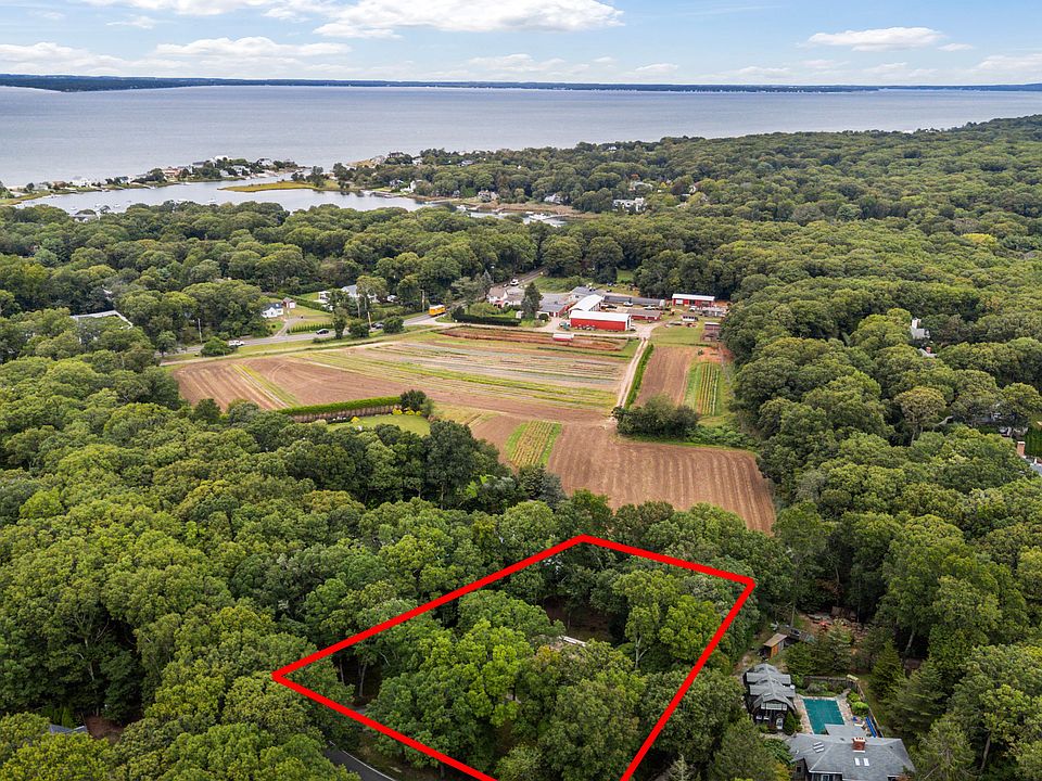 2nd image of 600 Water Mill Towd Rd