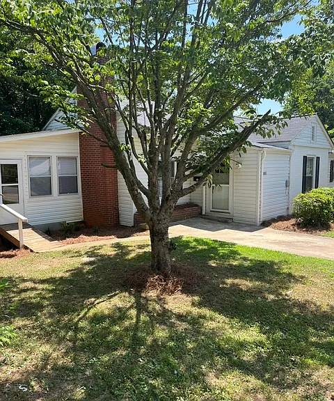 1011 Pennton Ave SW — Photo 4