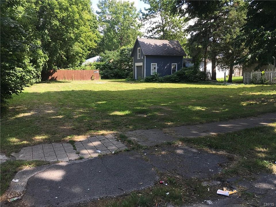 1st image of 329 Clay St