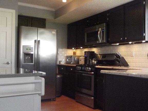 4th image of 703 Schley Ave