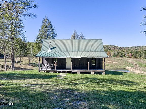 12th image of this home