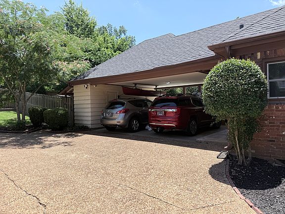 2nd image of 1428 Brookside Dr