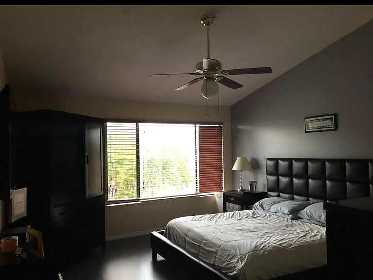 9807 SW 147th Ct — Photo 7