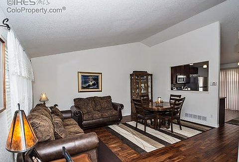 4th image of 1309 Cedarwood Dr