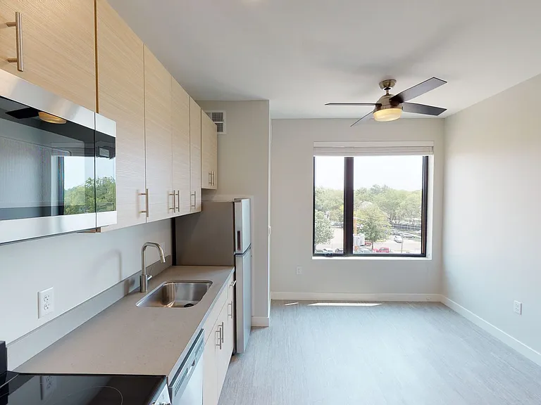 Canary Lofts — Photo 6