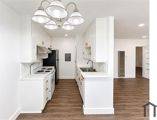 2nd image of 5550 Denny Ave APT 102