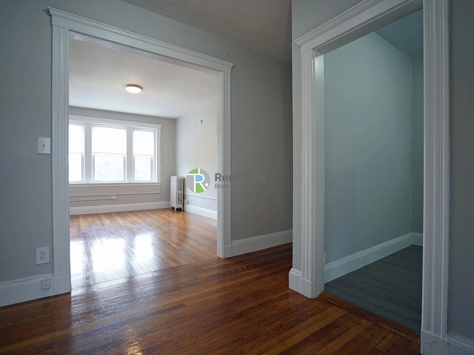 43-47 Linden St — Photo 1
