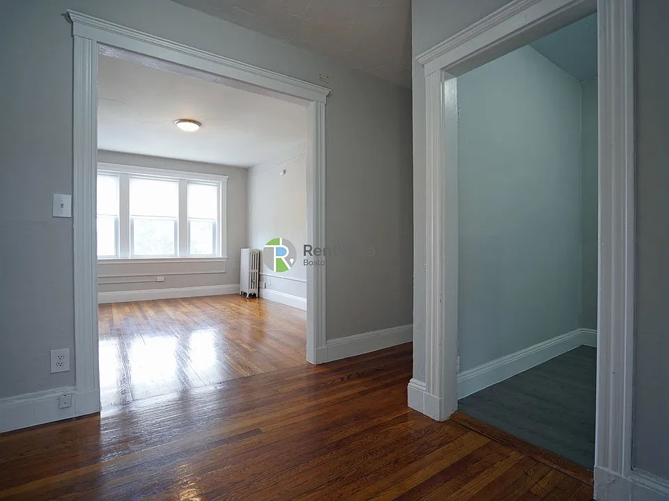 43-47 Linden St