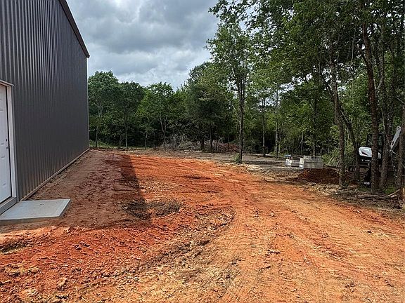 3rd image of 2545 N Mount Mariah Rd