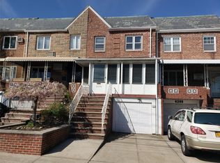 6290 Dry Harbor Rd, Middle Village, NY 11379