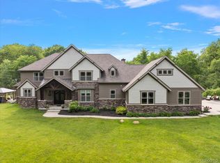 5432 Blood Rd, Metamora, MI 48455