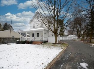 10 Jacobus Ave, Little Falls, NJ 07424