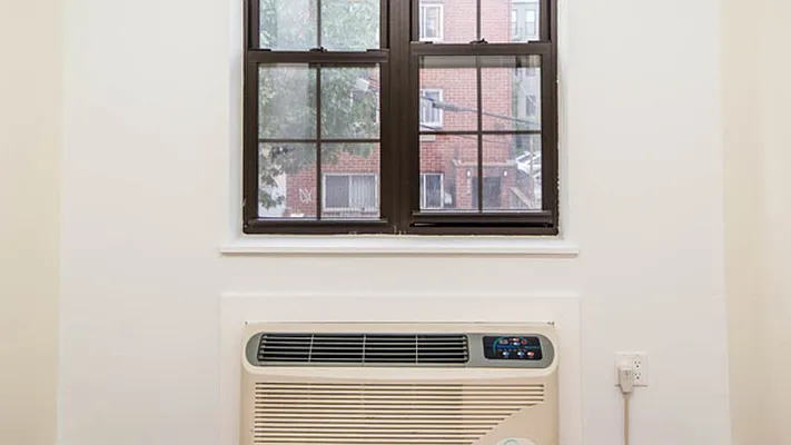 Rented by Nooklyn NYC LLC | media 30