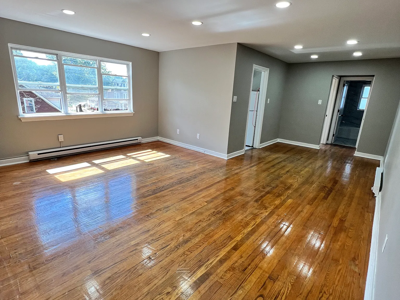 1 bed, 725 sqft, $1,150 — Photo 1