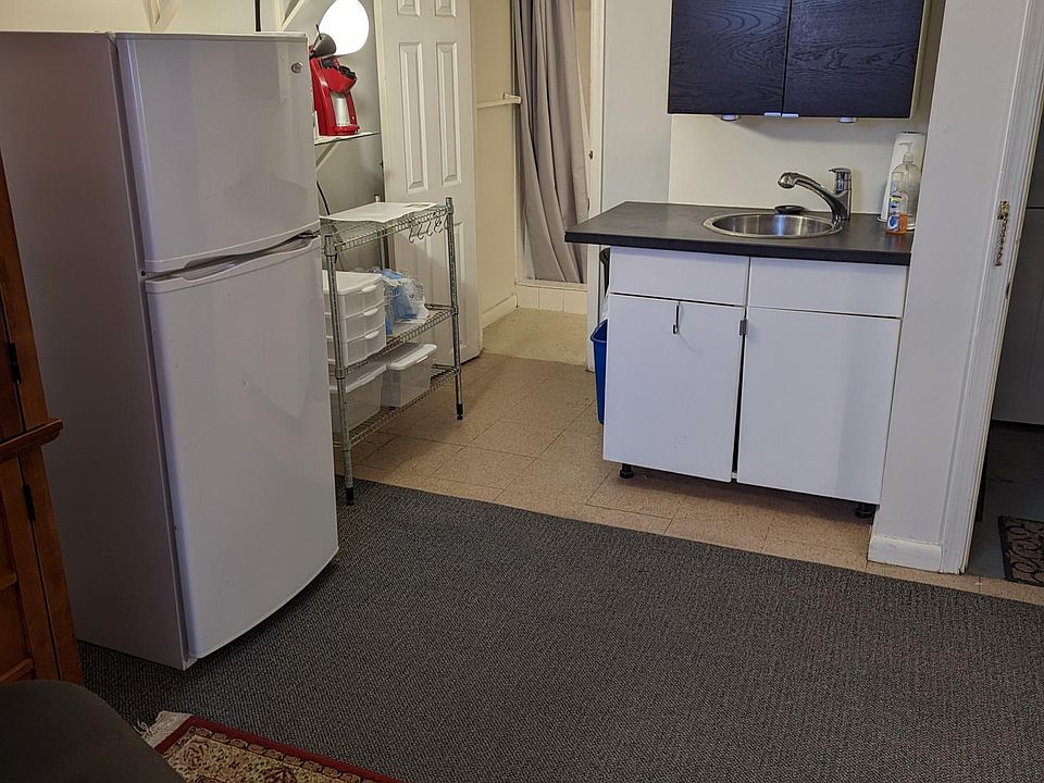 2nd image of 235 Wesmond Dr #1
