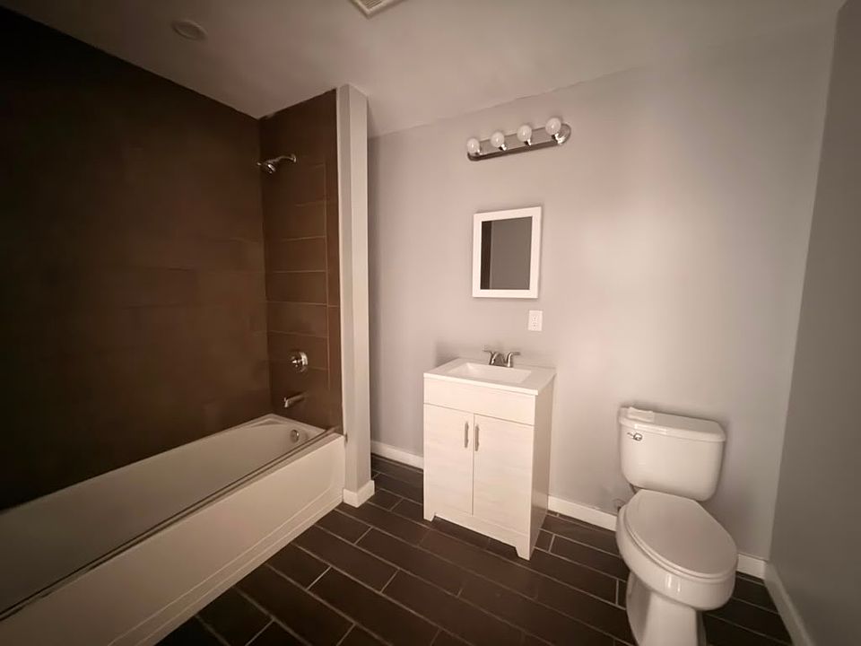 2nd image of 60 Coleman St #1G
