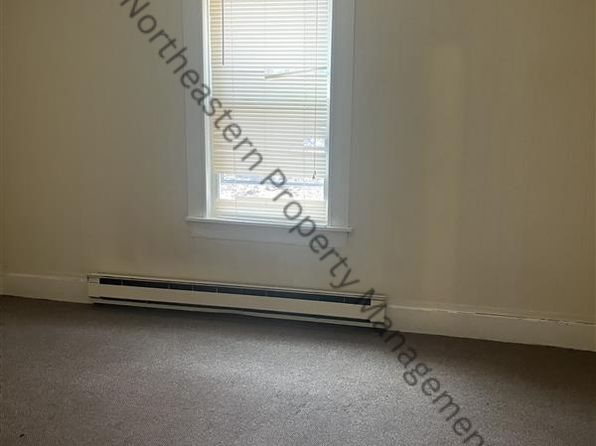 325 Cumberland St, Rumford, ME