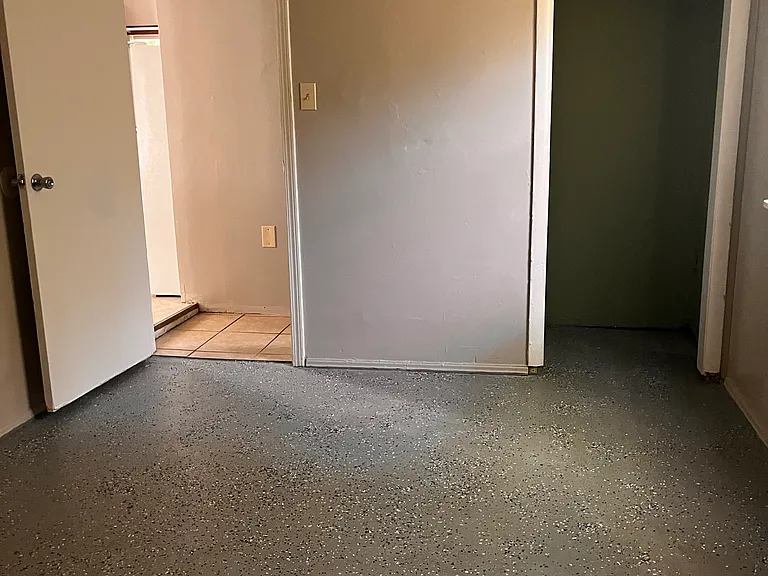 53 N Columbine Ave — Photo 9