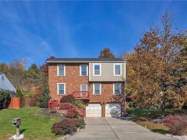 517 Cresthaven Dr, Pittsburgh, PA 15239