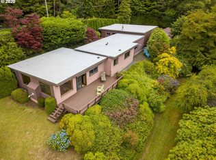 9040 7th St, Bay City, OR 97107