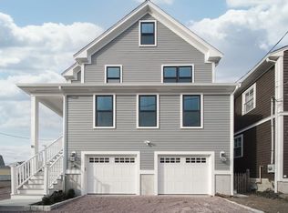 10 Shoreside Rd #1, Quincy, MA 02169