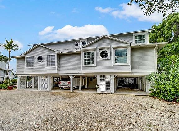 3rd image of 2299 Dixie Lee Ct