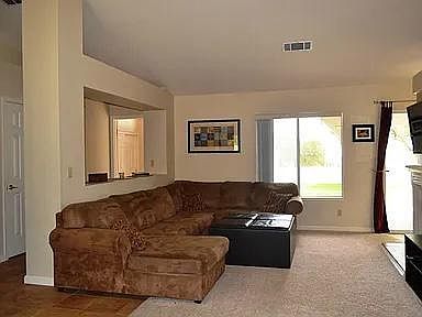 3rd image of 5225 Clydesdale Way