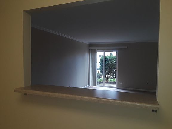 4th image of 910 Beau Dr Unit 104